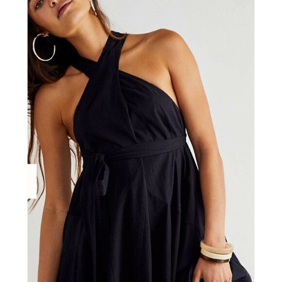 NWT FREE PEOPLE HOLDING ON CONVERTIBLE MAXI DRESS IN BLACK - Picture 3 of 4